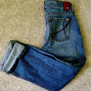 !It Womens Capri Jean's Size 25